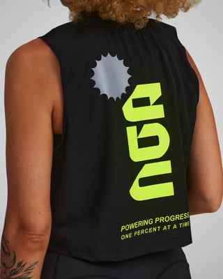 PERFORMANCE CORE CROP TANK BLACK/NEON GREEN