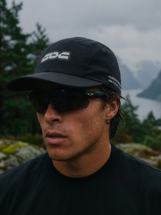 PERFORMANCE 5-PANEL ENDURANCE CAP BLACK