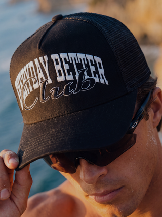 PERFORMANCE SCRIPT TRUCKER MESH CAP