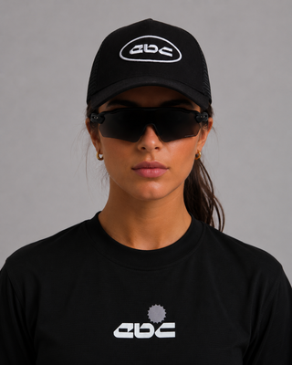 PERFORMANCE CREST TRUCKER MESH CAP