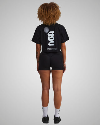PERFORMANCE CORE CROPPED T-SHIRT BLACK/WHITE