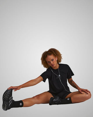 PERFORMANCE CORE CROPPED T-SHIRT BLACKOUT