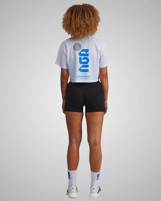 PERFORMANCE CORE CROPPED T-SHIRT WHITE/ROYAL BLUE