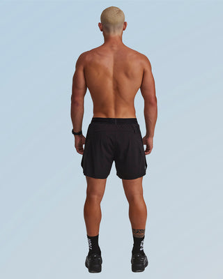 PERFORMANCE EVOLUTION 5" SHORT BLACK/WHITE