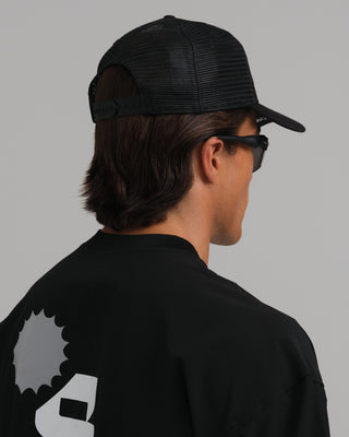 PERFORMANCE CREST TRUCKER MESH CAP