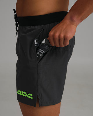 PERFORMANCE SHORT 5 INCH GREY/GREEN