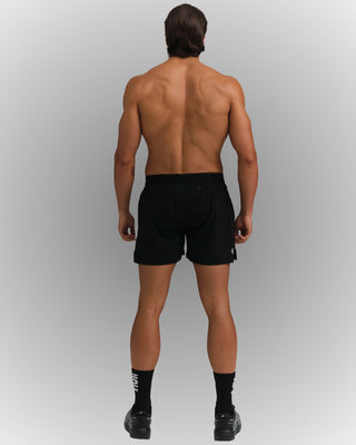 PERFORMANCE SHORT 5 INCH BLACK/WHITE