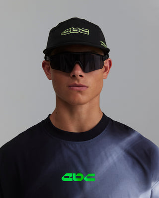 PERFORMANCE 5-PANEL ENDURANCE CAP BLACK/NEON GREEN CIRCUIT