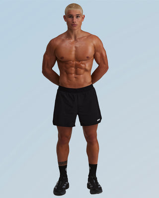 PERFORMANCE EVOLUTION 5" SHORT BLACK/WHITE