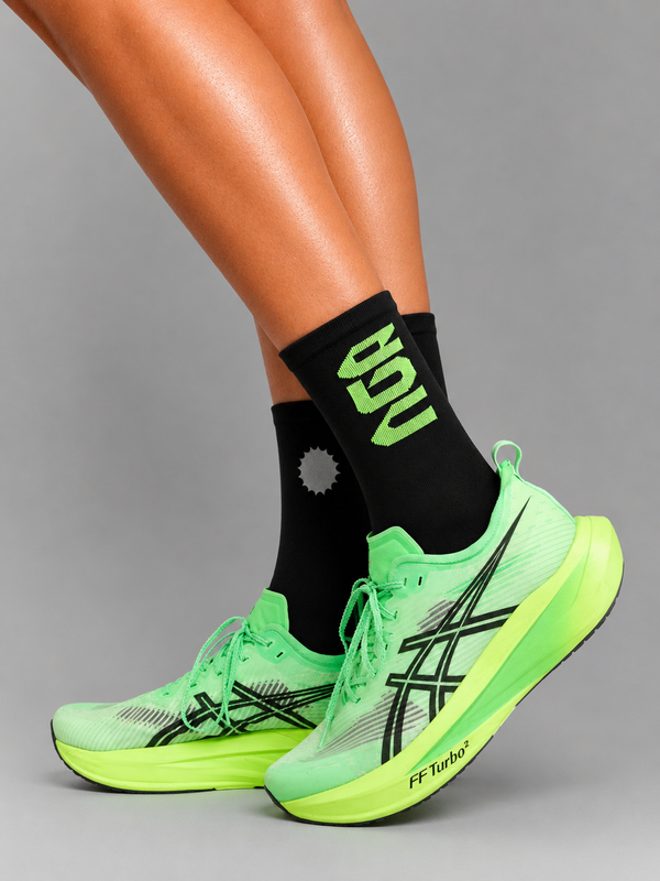 PERFORMANCE CREW SOCKS BLACK/ELECTRIC GREEN