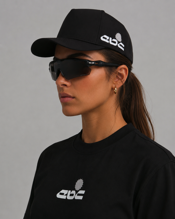 PERFORMANCE 5 PANEL CAP BLACK