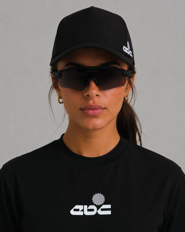 PERFORMANCE 5 PANEL CAP BLACK
