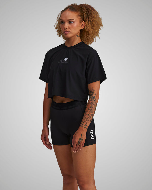 PERFORMANCE CORE CROPPED T-SHIRT BLACKOUT