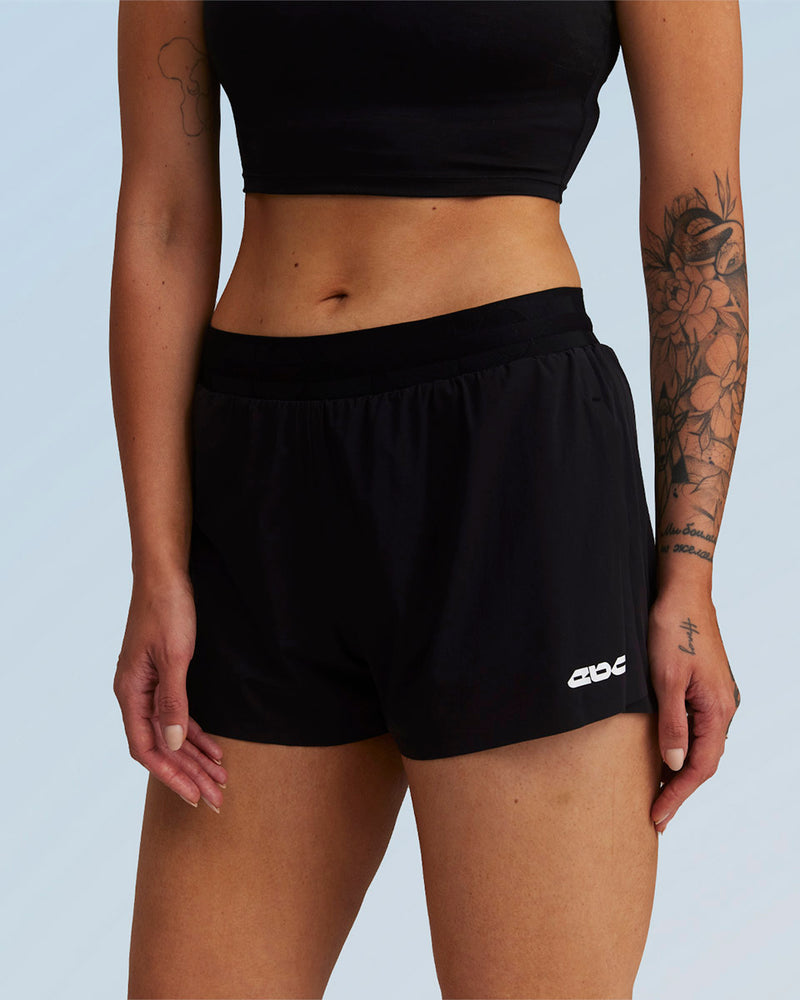 PERFORMANCE EVOLUTION 3" SHORT BLACK/WHITE