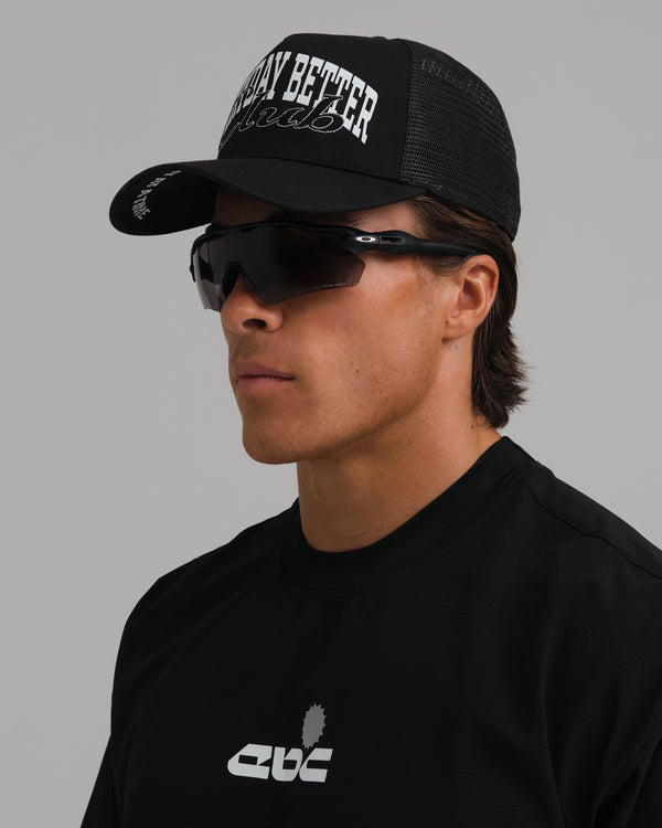 PERFORMANCE SCRIPT TRUCKER MESH CAP