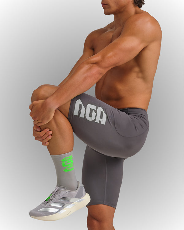 PERFORMANCE HALF TIGHT STONE GREY