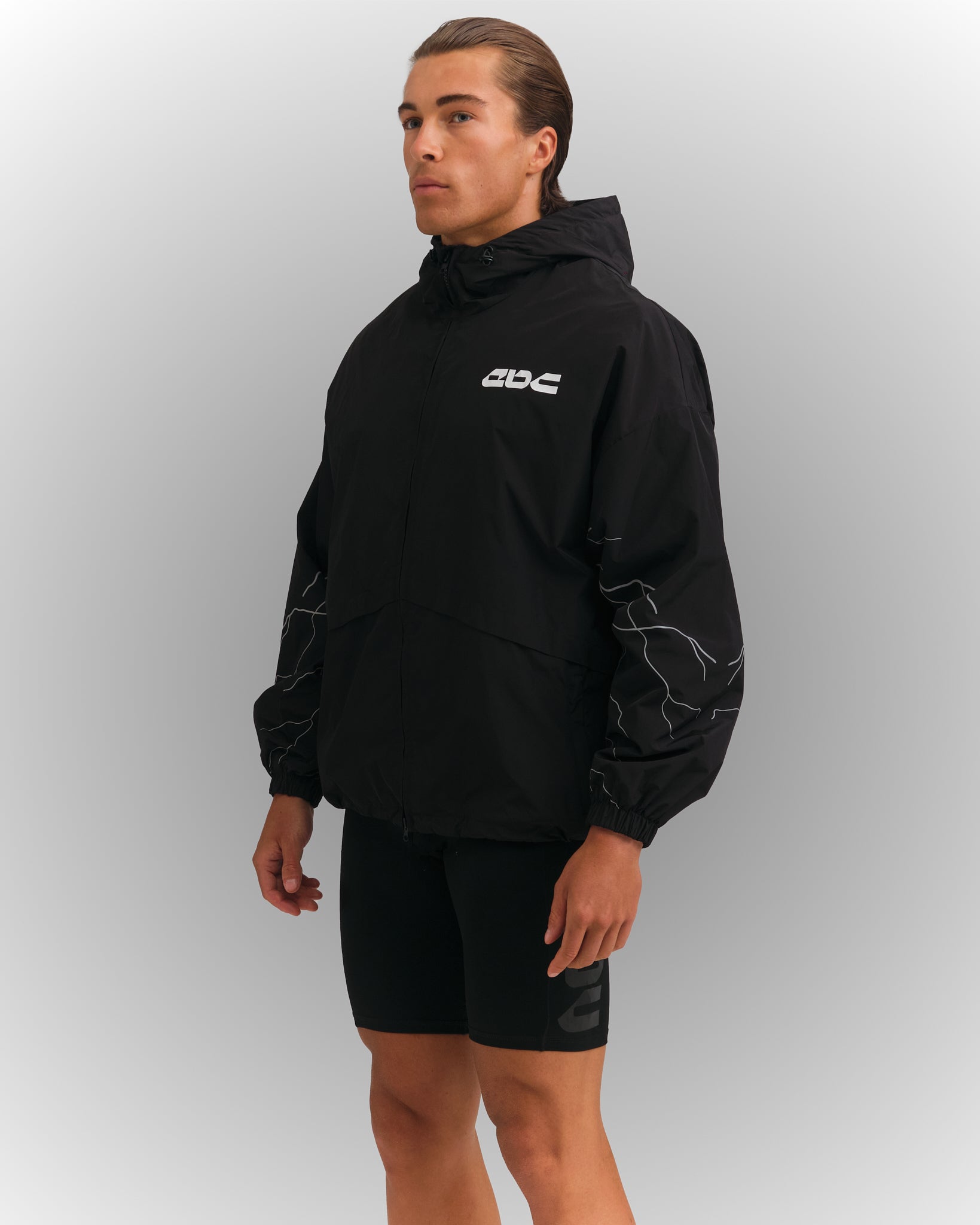 PERFORMANCE WINDBREAKER MIDNIGHT BLACK - Everyday Better Club